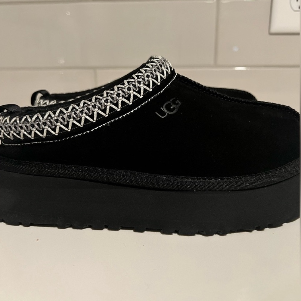 Ugg Tazz Slippers Black